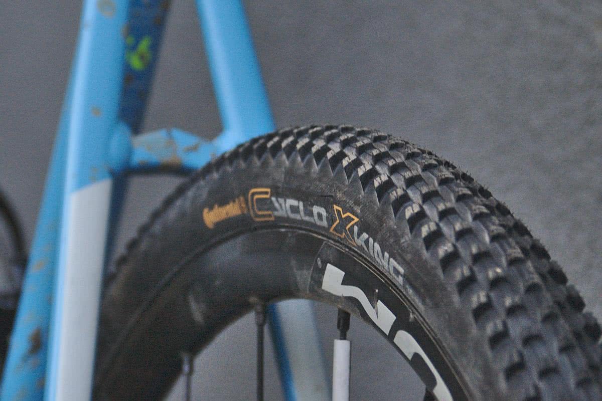 Cyclo-X_King Reifen von Conti